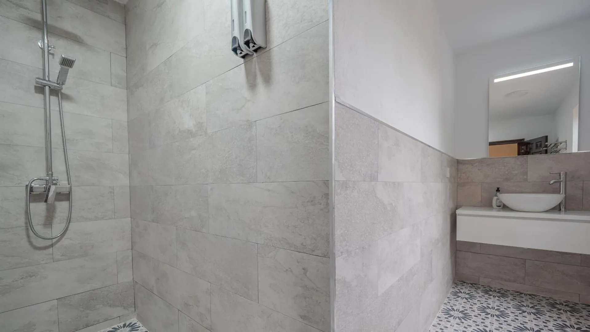 Finca La Mota Bed & Breakfast Alhaurin el Grande 2*,  Spain